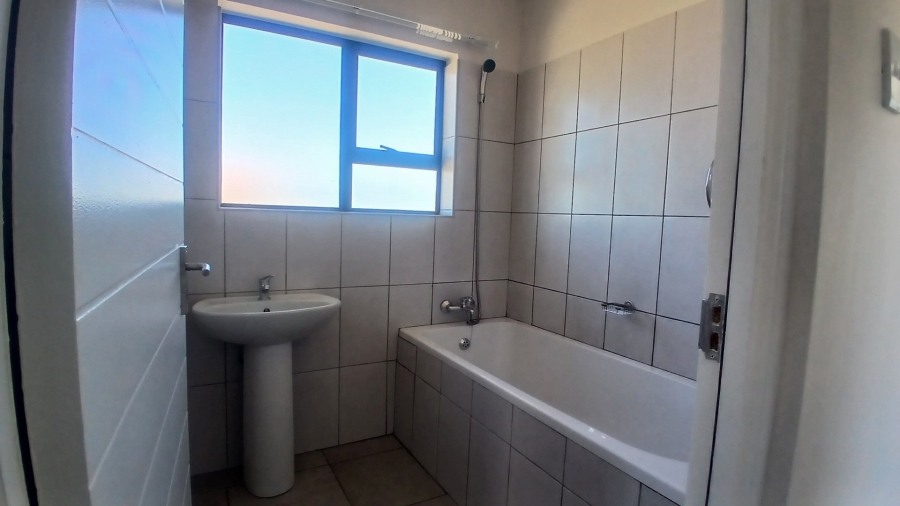 3 Bedroom Property for Sale in Heidedal Free State